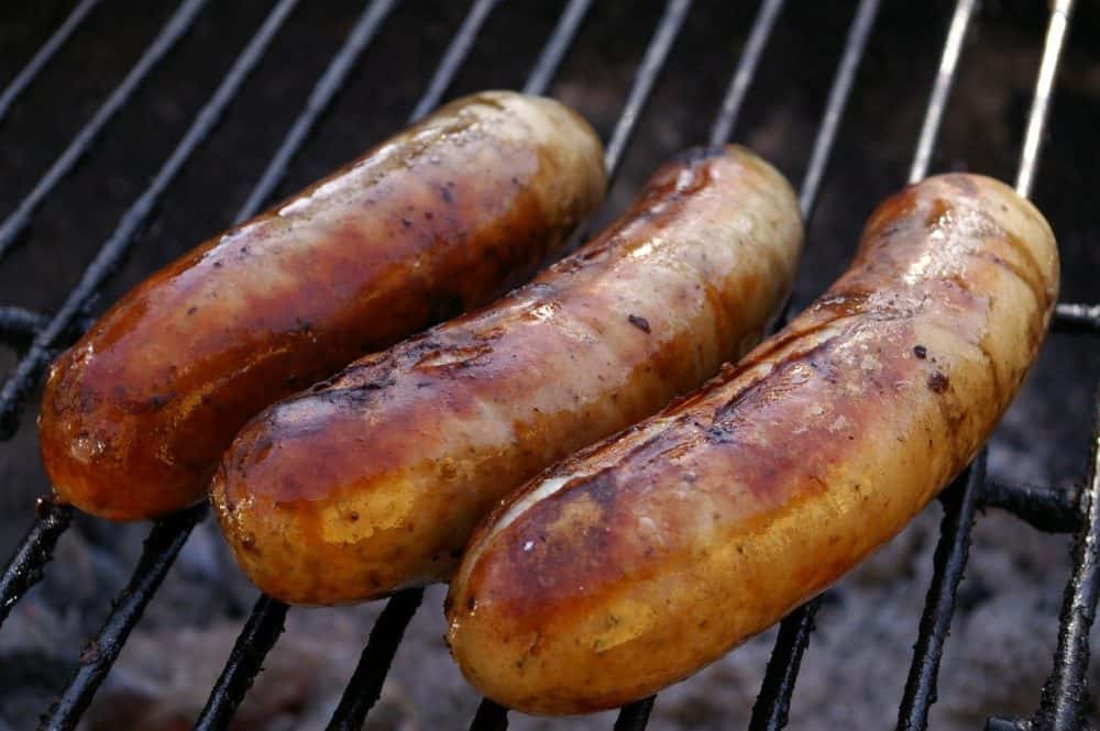 how to smoke bratwurst