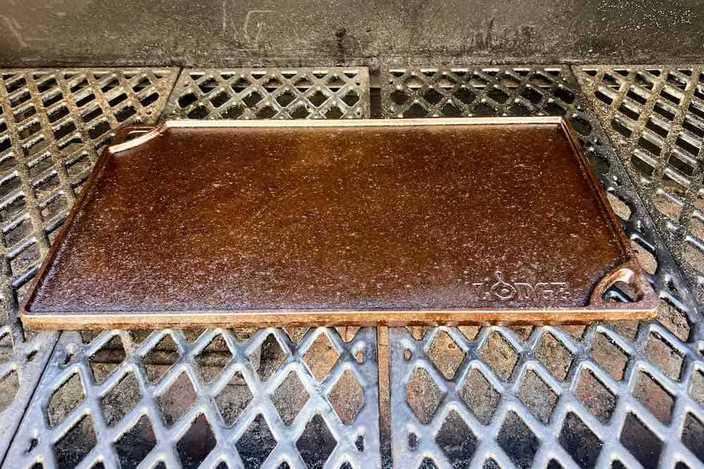cast iron griddle on pit boss pellet grill