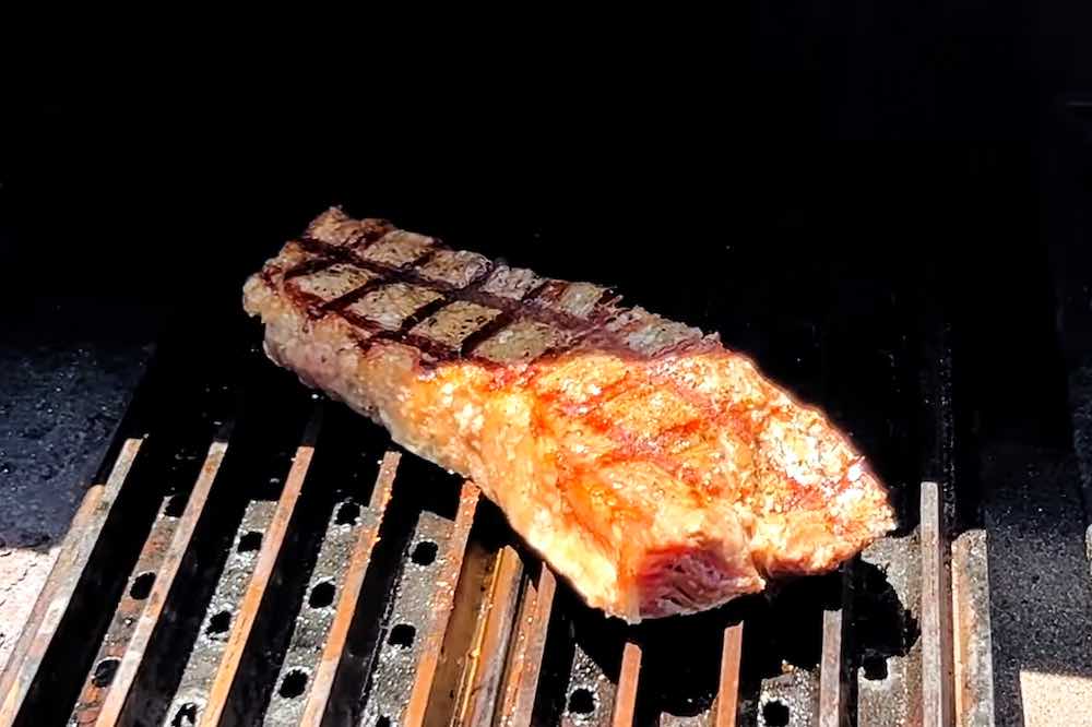 hashmark grill lines on streak cooked with grill grates on pit boss pellet grill