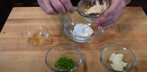 the ingredients for a horseradish cream