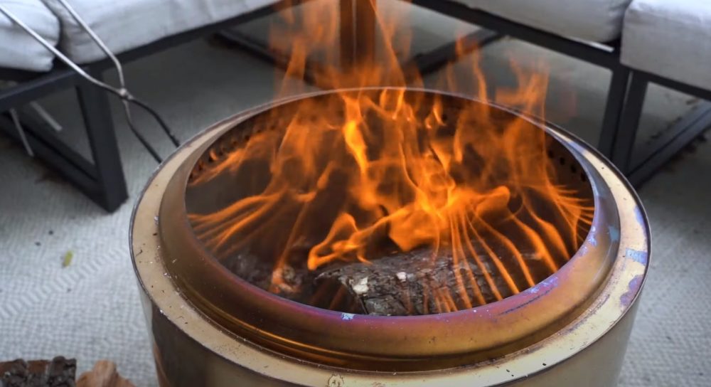 a solo stove bonfire burning with no smoke