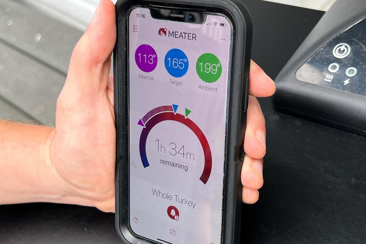 smart phone showing the MEATER thermometer app for whole turkey