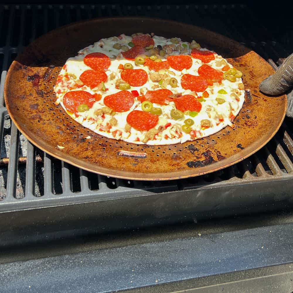 rotating a frozen pizza a pellet grill