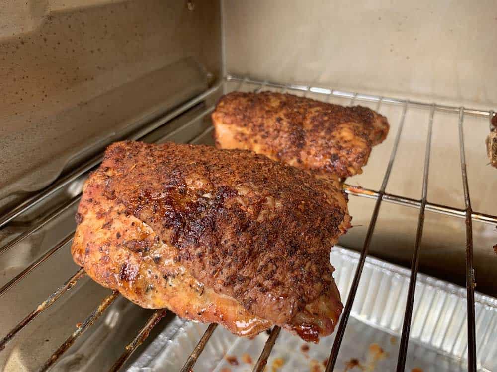 the crispy skin on electric smoker smoked chicken thighs