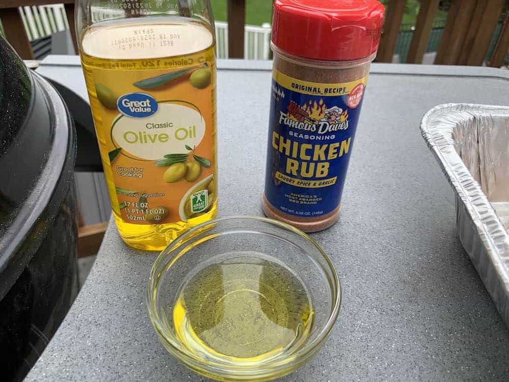 olive oil and famous dave's chicken rub seasoning
